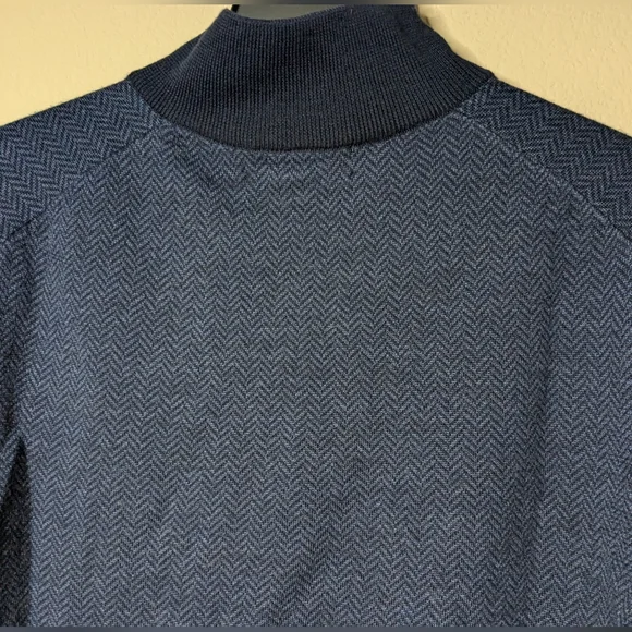 Brooks Brother Men's Blue SweaterExtra Fine Merino Wool Long Sleeve Pullover M